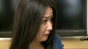あなた、ごめんなさい バレないように旦那の隣で『弟の嫁に中出し』 岩佐あゆみ